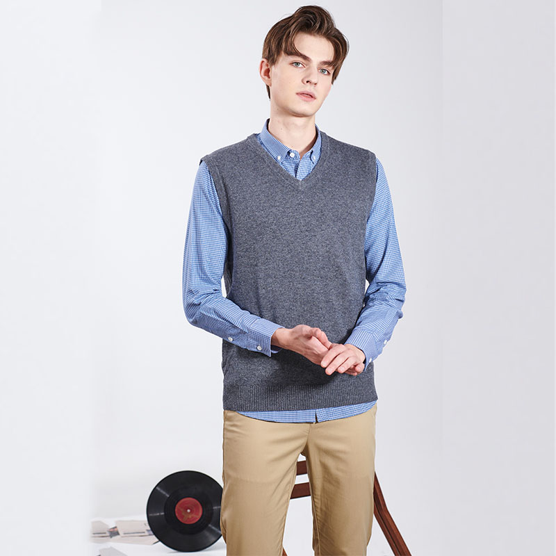 V-Leher Tanpa Lengan Berkait Sweater Vest Lelaki